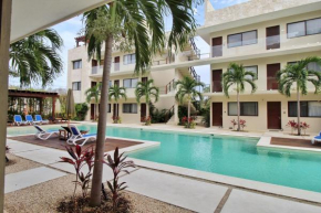 Blue Luxury 1 BD Apartment - Direct exit to the Pool - Fast WiFi - Free Parking